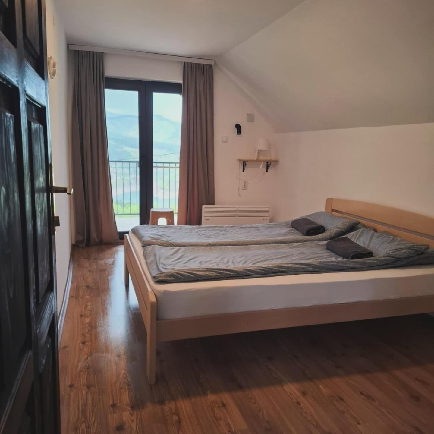 Vila Zapis - Zavojsko Jezero Pirot Buitenkant foto